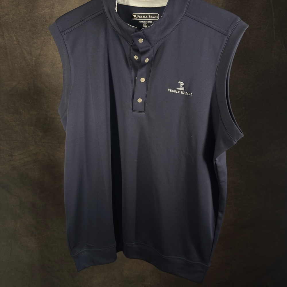 Pebble Beach Sleeveless Windbreaker